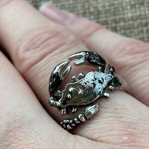 Sarah Coventry  "WRAP AROUND ZODIAC" 1975 - Cancer Crab Adjustable Ring